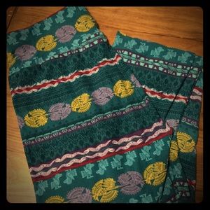 Lularoe One Size Leggings EUC